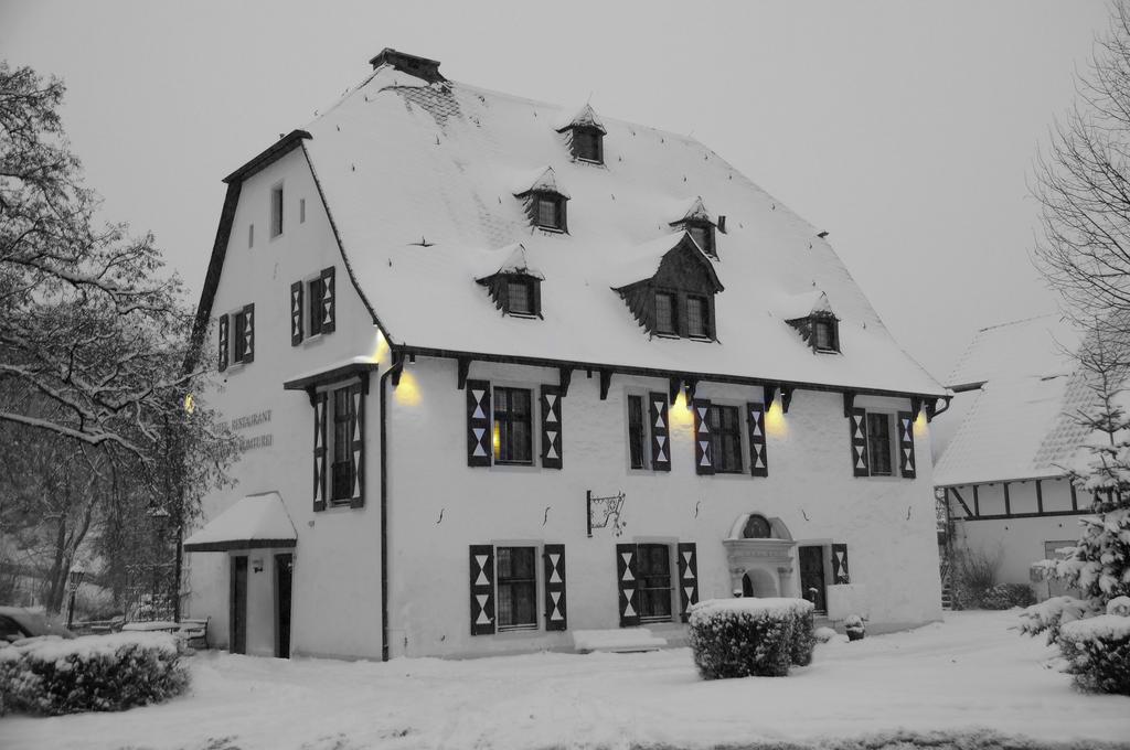 Malteser Komturei Hotel / Restaurant Bergisch Gladbach Exteriör bild